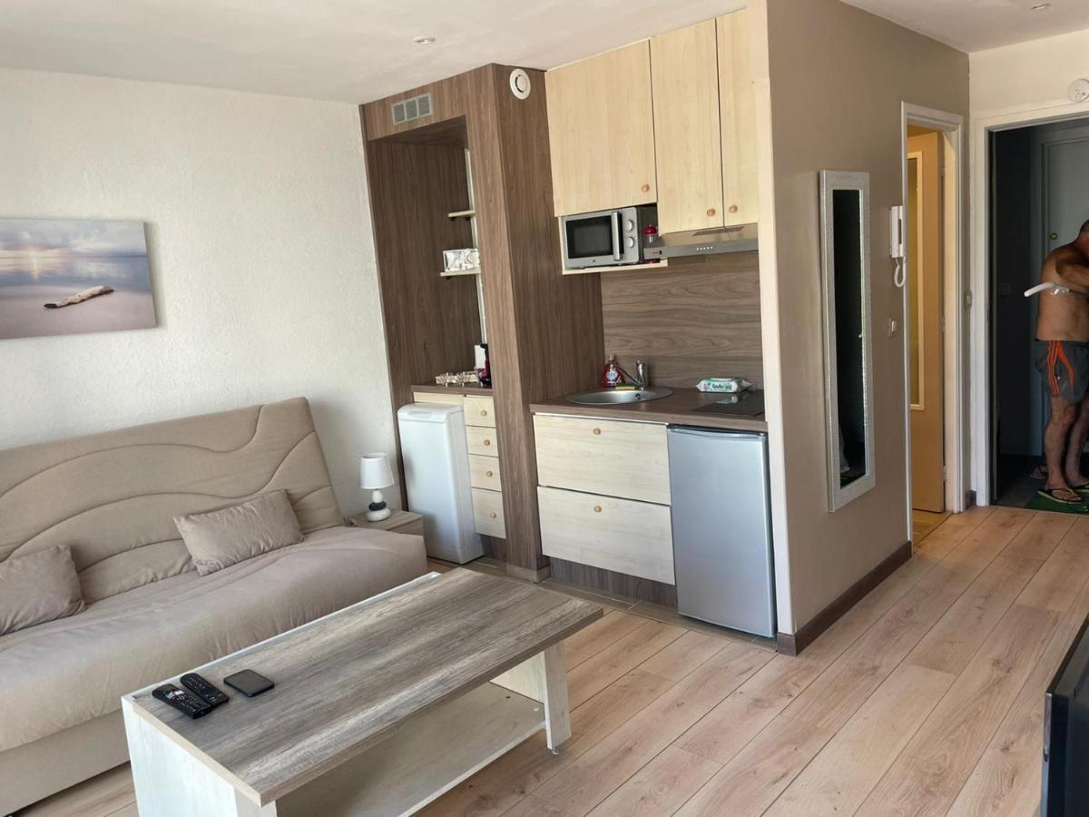 Studio Bord De Mer Saint-Laurent-du-Var Exterior foto